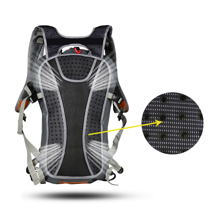 suspended ventilated mesh back panel on cycling backpack